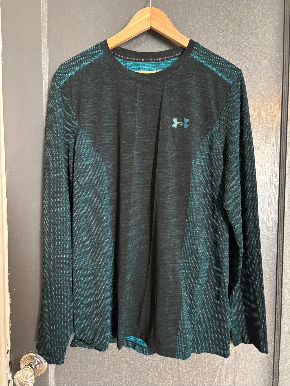 Under Armour Men’s Long-Sleeve Performance Crew - Black with Teal Accents
